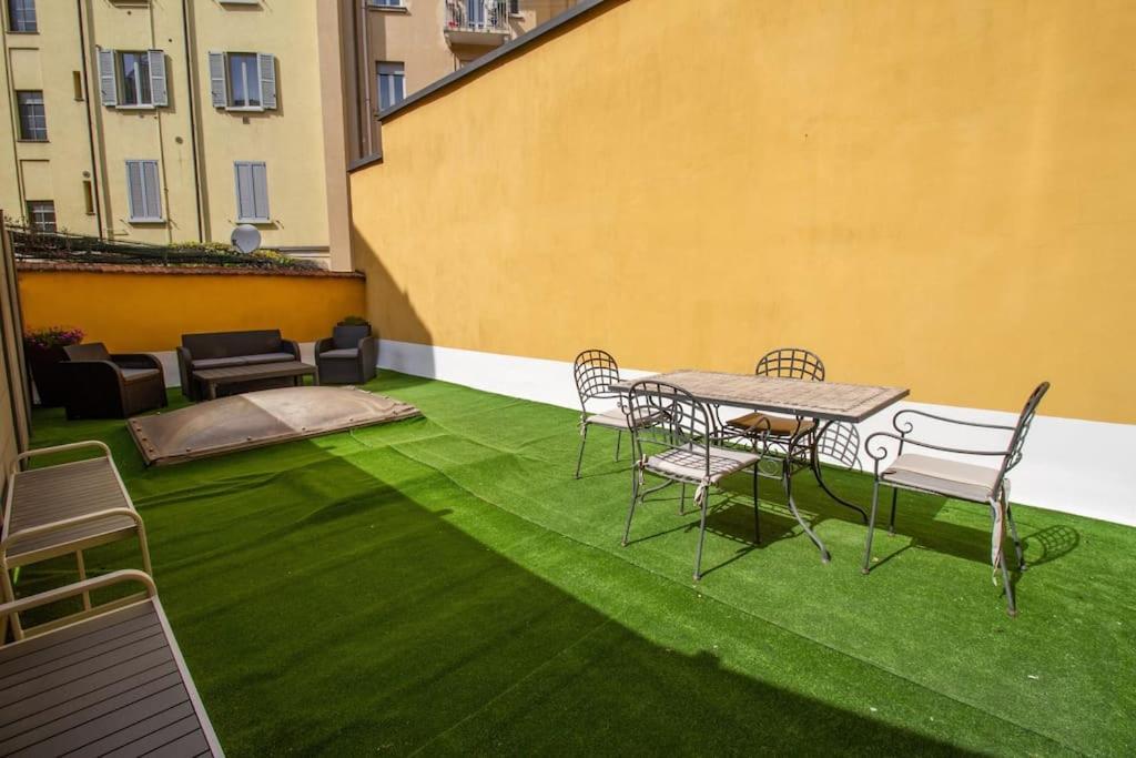 Palm Apartment Милано Екстериор снимка