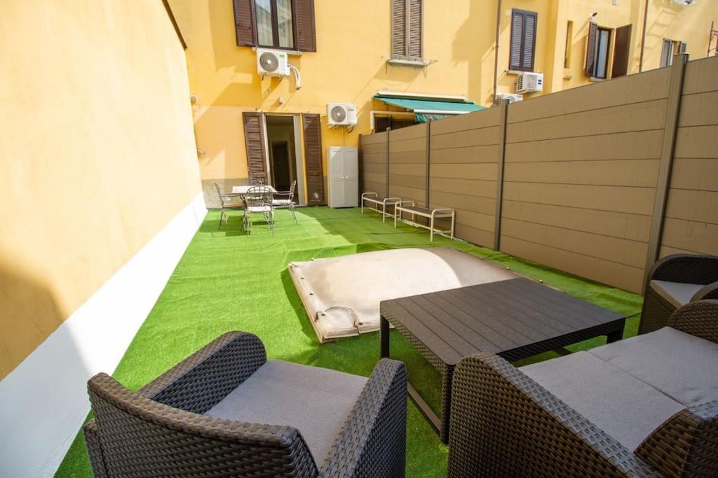 Palm Apartment Милано Екстериор снимка
